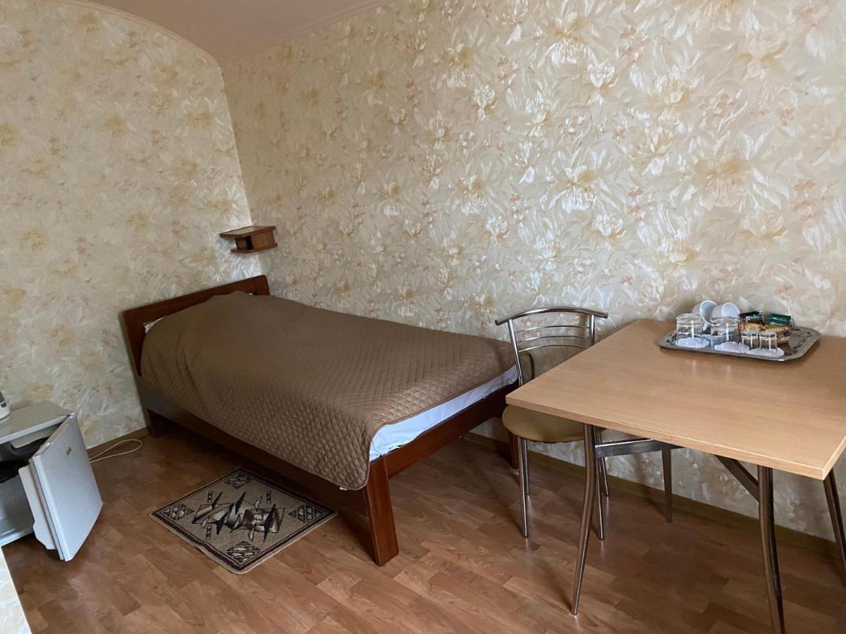 Гостинний Маєток Hotel Myla Buitenkant foto
